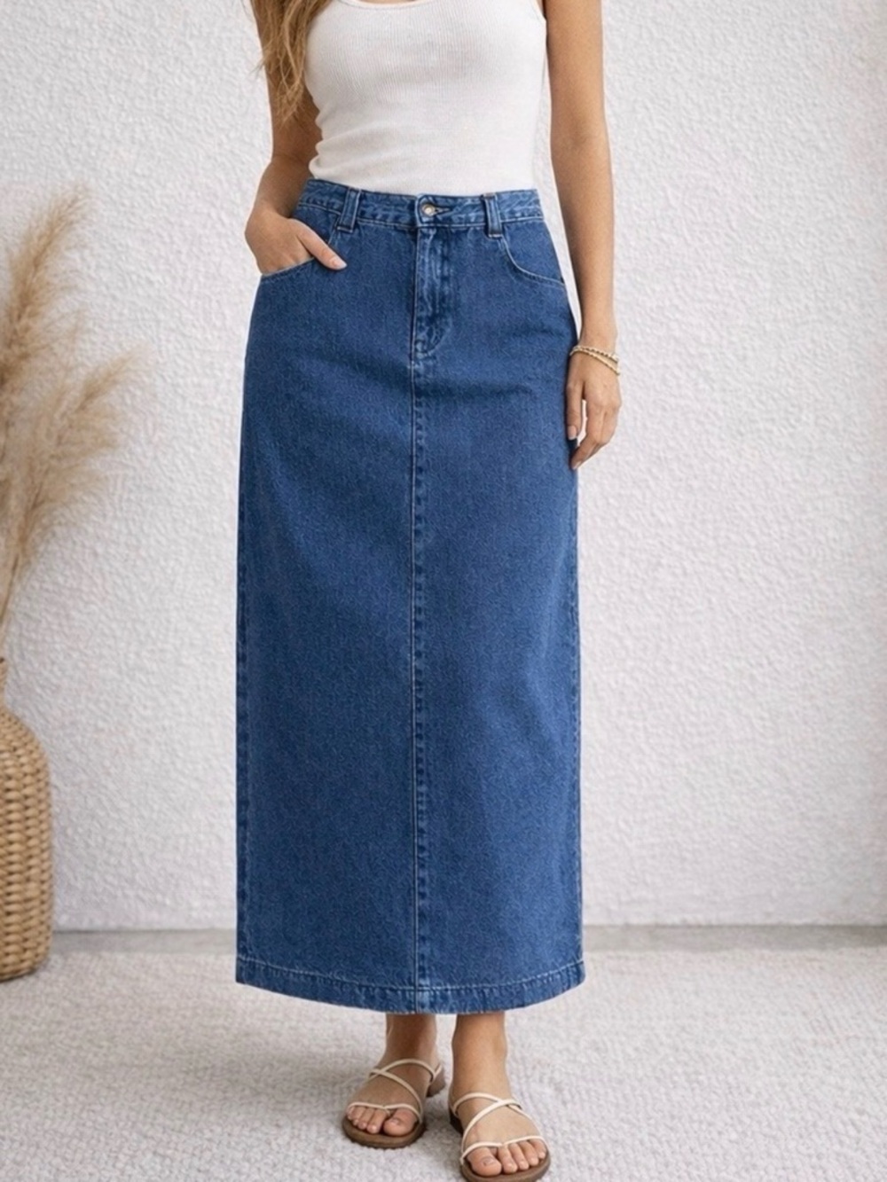 Vintage Lee Blue Denim Midi Skirt - Classic Straight Silhouette